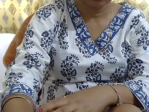 CHAMELI4747 online show from June 28, 8:53 am