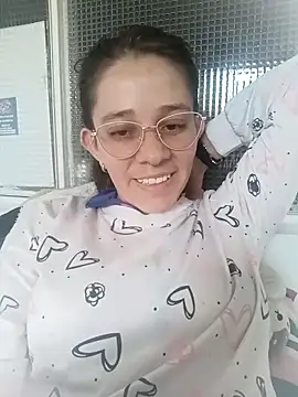 Snapshot of Isabella5_Brown_ chatting on October 8, 9:15 pm Isabella5 Brown online show from October 8, 9:15 pm