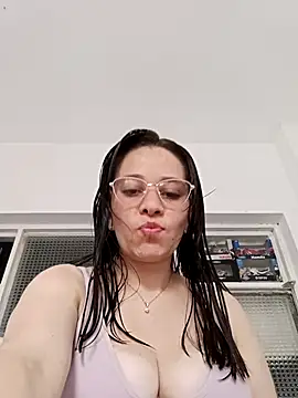 Snapshot of Isabella5_Brown_ chatting on November 23, 6:51 pm Isabella5 Brown online show from November 23, 6:51 pm