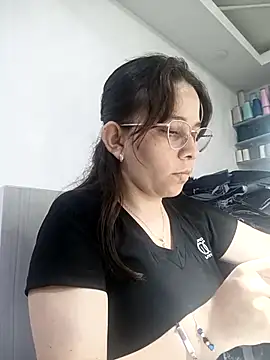 Snapshot of Isabella5_Brown_ chatting on October 4, 2:51 pm Isabella5 Brown online show from October 4, 2:51 pm