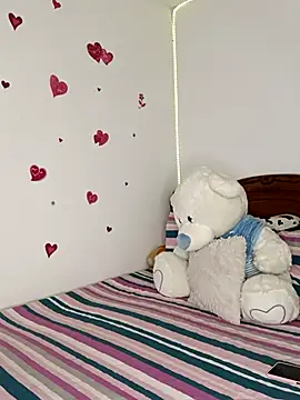 Isabella5 Brown  online show from February 6, 5:42 pm