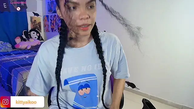 kitty aikooo online show from November 17, 6:06 am