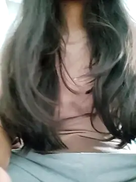 luv johrrra online show from February 11, 6:02 am