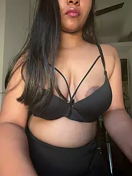 Snapshot of luv_johrrra chatting on July 6, 5:03 am luv johrrra online show from July 6, 5:03 am