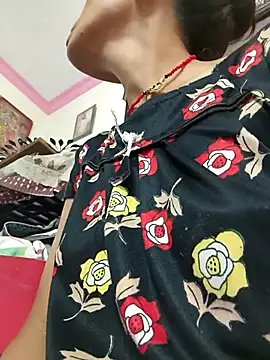 Snapshot of ISHANI-SINGH chatting on October 5, 2:57 am ISHANI-SINGH online show from October 5, 2:57 am
