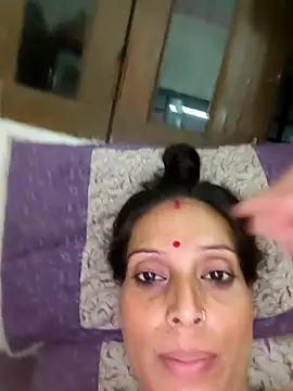 ISHANI-SINGH online show from October 30, 2:36 pm