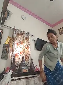 ISHANI-SINGH online show from December 1, 4:13 am