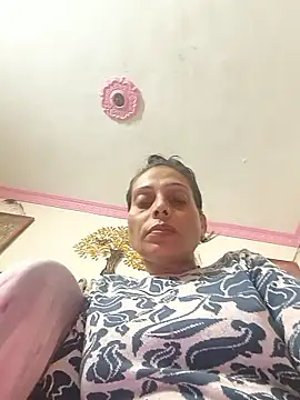 ISHANI-SINGH online show from January 5, 5:27 pm