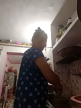 ISHANI-SINGH online show from November 6, 3:38 pm