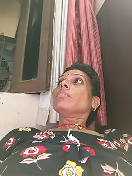 Snapshot of ISHANI-SINGH chatting on October 3, 2:07 pm ISHANI-SINGH online show from October 3, 2:07 pm