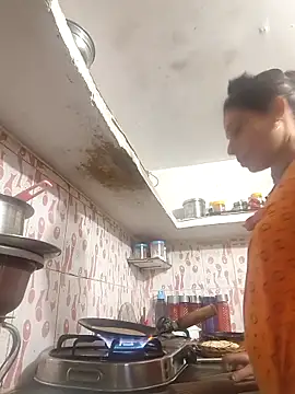 ISHANI-SINGH online show from February 12, 2:44 am