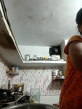 ISHANI-SINGH online show from April 8, 2:51 pm