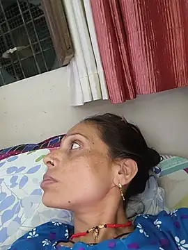 ISHANI-SINGH online show from June 12, 2:15 pm