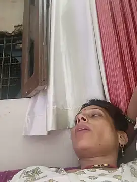 ISHANI-SINGH online show from June 17, 3:11 pm