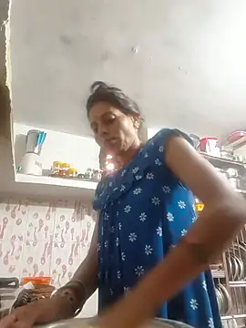 ISHANI-SINGH online show from July 6, 2:18 am