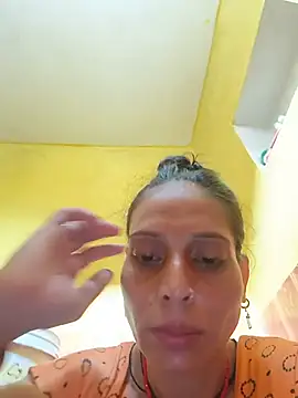 ISHANI-SINGH online show from July 14, 2:05 am