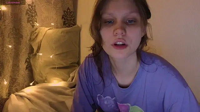 Lunliss online show from February 13, 10:10 pm