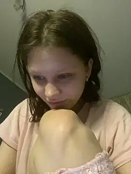 Snapshot of Lunliss chatting on September 27, 9:32 pm Lunliss online show from September 27, 9:32 pm
