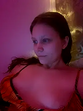 Lunliss online show from November 27, 8:20 pm