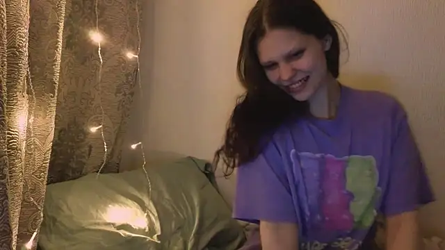 Lunliss online show from March 1, 8:42 pm