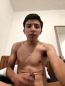 Snapshot of TierniitoGrandee chatting on September 28, 4:08 am TierniitoGrandee online show from September 28, 4:08 am