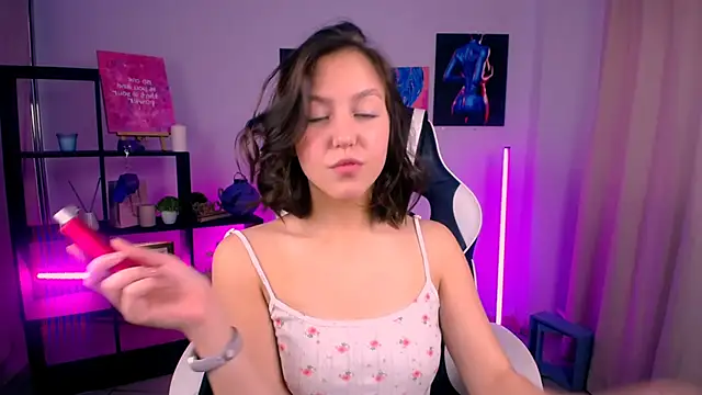 CindySparkl online show from October 20, 5:20 am