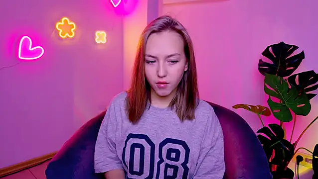 CindySparkl online show from February 7, 3:47 am