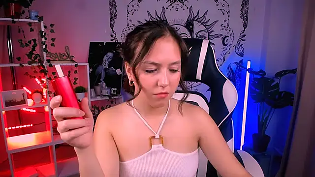 CindySparkl online show from October 4, 3:19 am