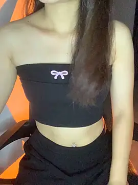 Snapshot of Tinasx56 chatting on October 2, 4:10 pm Tinasx56 online show from October 2, 4:10 pm