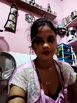 Snapshot of Cut_ragni chatting on October 29, 11:36 pm Cut ragni online show from October 29, 11:36 pm