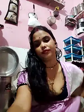 Snapshot of Cut_ragni chatting on November 6, 5:17 pm Cut ragni online show from November 6, 5:17 pm