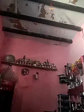 Snapshot of Cut_ragni chatting on September 13, 5:51 am Cut ragni online show from September 13, 5:51 am