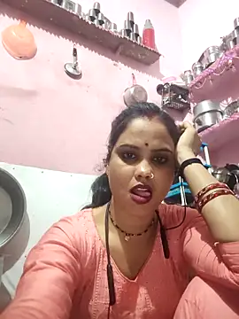 Snapshot of Cut_ragni chatting on March 9, 5:27 pm Cut ragni online show from March 9, 5:27 pm
