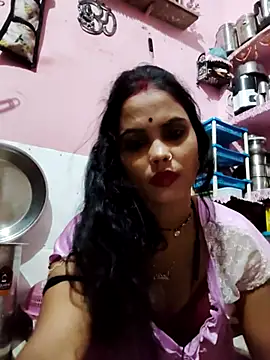 Snapshot of Cut_ragni chatting on October 28, 5:12 pm Cut ragni online show from October 28, 5:12 pm