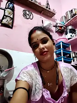 Snapshot of Cut_ragni chatting on October 24, 9:58 pm Cut ragni online show from October 24, 9:58 pm