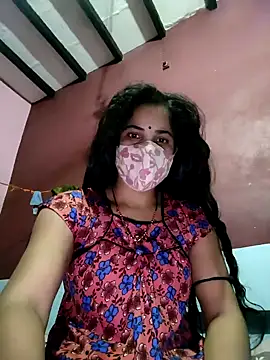 Snapshot of Cut_ragni chatting on September 15, 10:37 am Cut ragni online show from September 15, 10:37 am