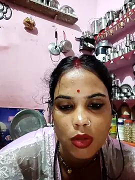 Snapshot of Cut_ragni chatting on October 5, 5:58 pm Cut ragni online show from October 5, 5:58 pm