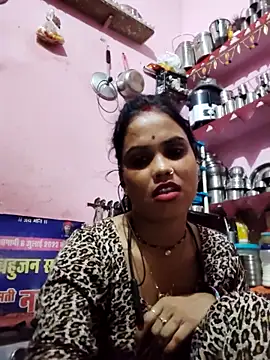 Snapshot of Cut_ragni chatting on October 16, 4:04 pm Cut ragni online show from October 16, 4:04 pm