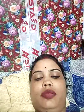 Snapshot of Cut_ragni chatting on March 5, 7:27 am Cut ragni online show from March 5, 7:27 am