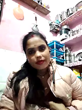 Snapshot of Cut_ragni chatting on November 12, 5:17 pm Cut ragni online show from November 12, 5:17 pm