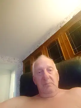 Solek56 online show from May 1, 6:46 pm