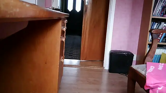 Snapshot of Solek56 chatting on December 18, 9:03 am Solek56 online show from December 18, 9:03 am