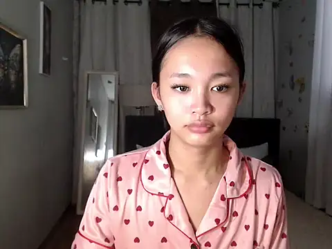 millany69 online show from January 12, 2:29 am