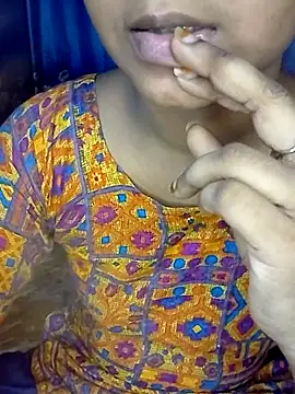 Snapshot of Soniya549 chatting on October 18, 6:32 pm Soniya549 online show from October 18, 6:32 pm