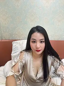 Snapshot of Candice888 chatting on March 4, 10:34 am Candice888 online show from March 4, 10:34 am