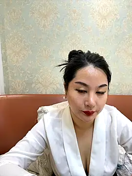 Snapshot of Candice888 chatting on November 4, 9:02 am Candice888 online show from November 4, 9:02 am