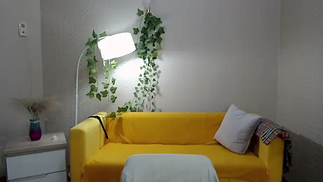 milf hornys online show from November 12, 5:28 pm