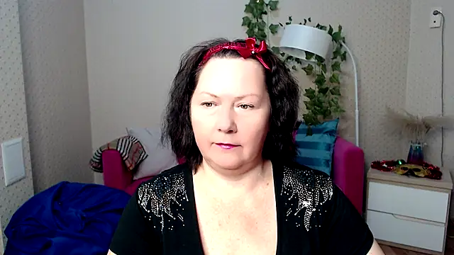 milf hornys online show from November 29, 5:24 pm