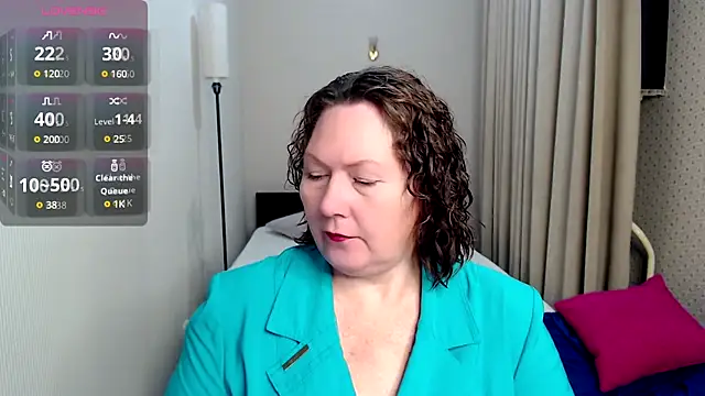 Snapshot of milf_hornys chatting on October 5, 4:42 pm milf hornys online show from October 5, 4:42 pm
