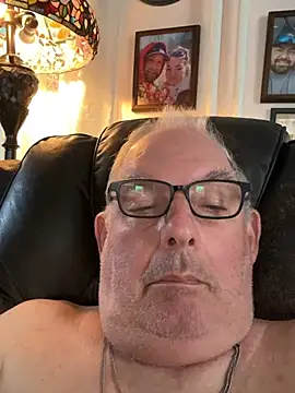 CharlieWeaver22 online show from June 27, 12:22 pm